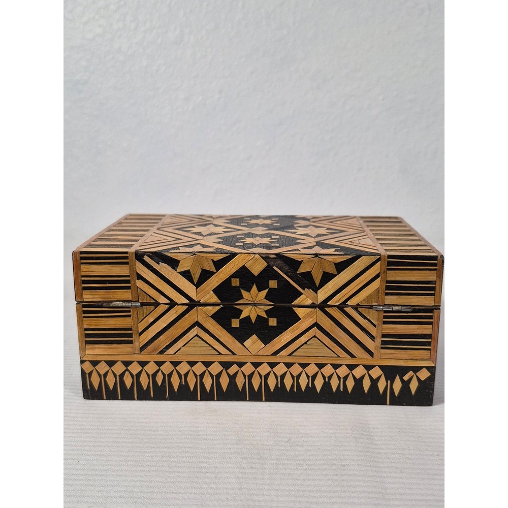 Vintage Beriozka Straw Marquetry Wooden Trinket Box Geometric Star Folk Art